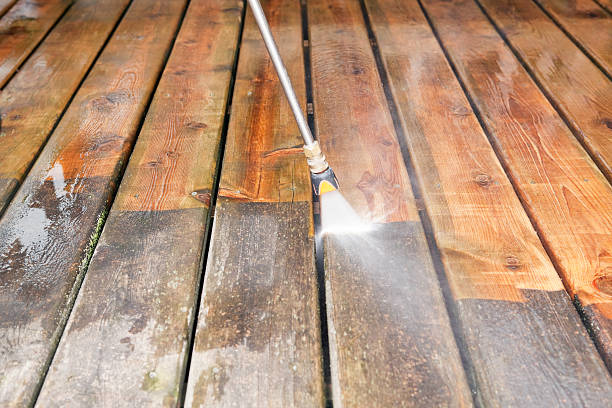 Best Garage Pressure Washing  in Tullahoma, TN